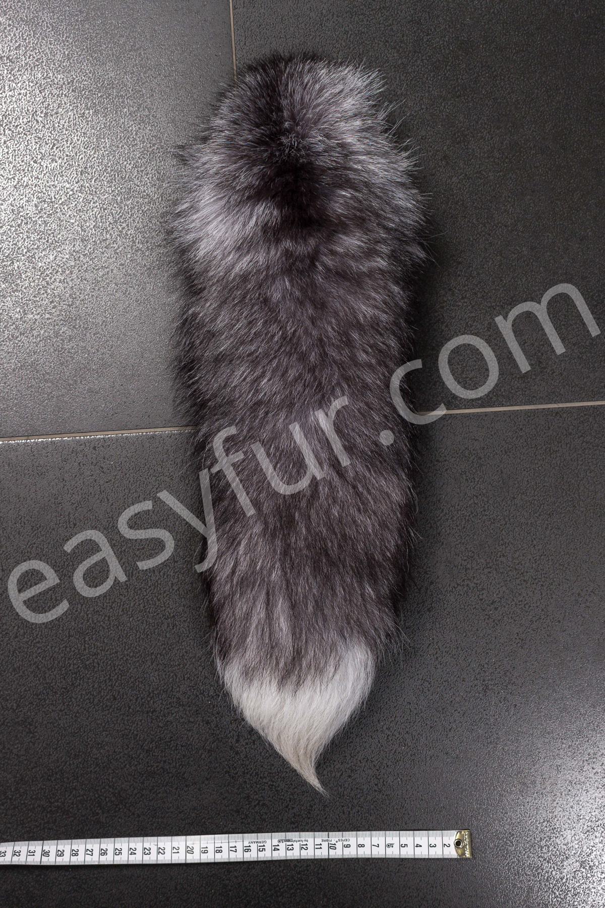 7-5741-Blue-Frost-Fox-Tails-Fuchsschweife-EasyfurKx4rNpiUx5Zss