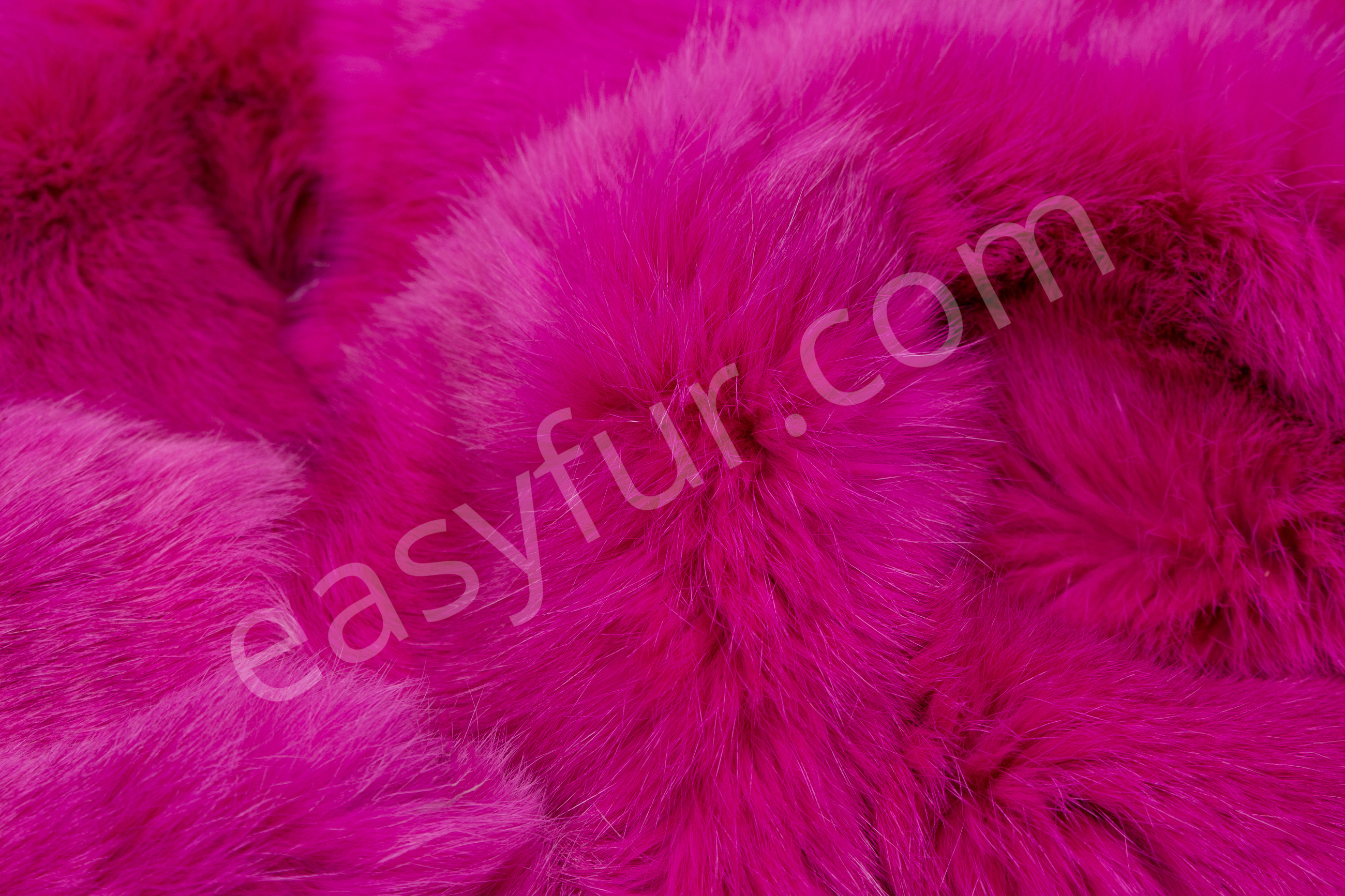 7-6051-Rabbits-Kaninchenfelle-in-pink-Easyfur