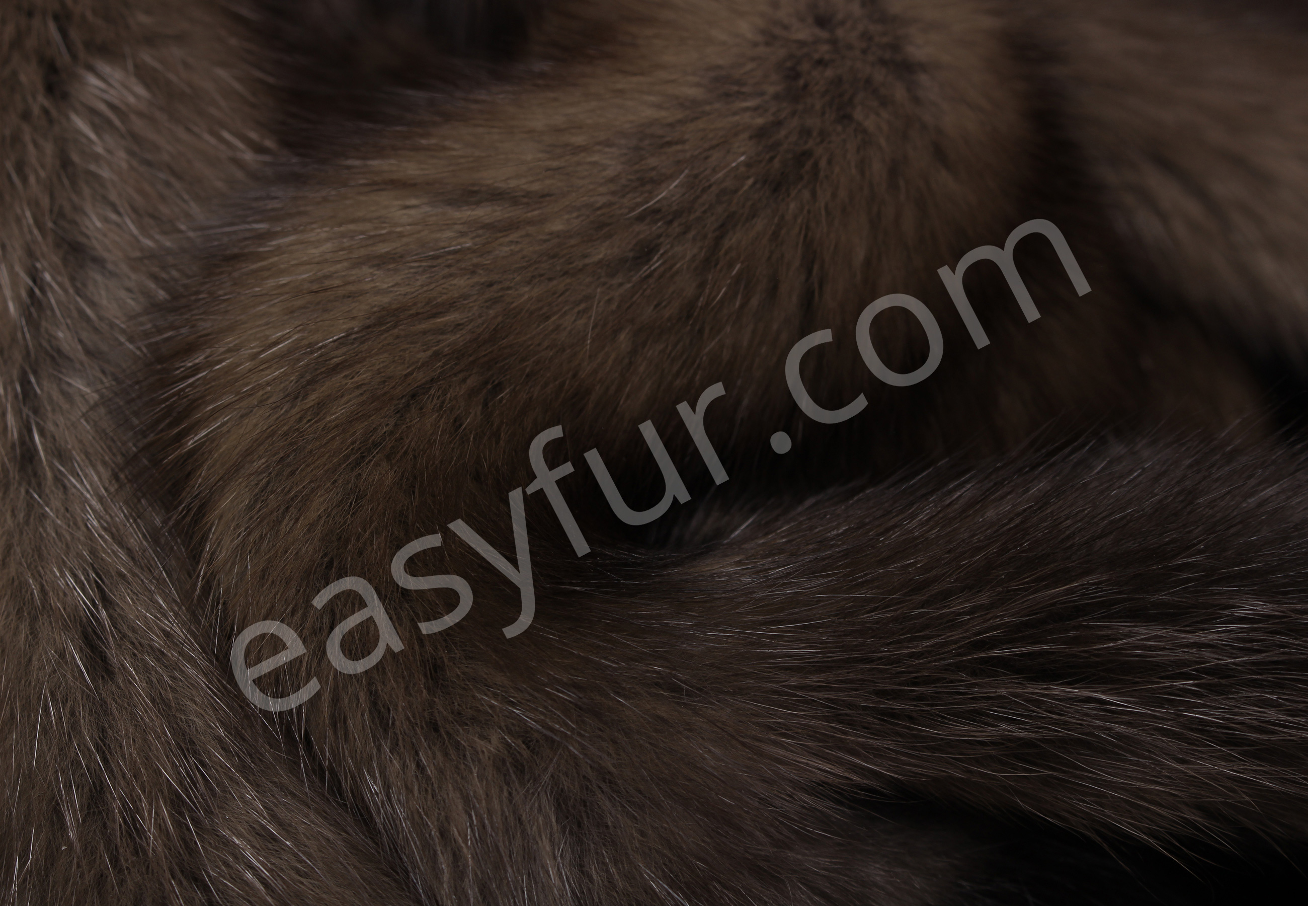 04-5495-Russian-Sable-Skins-MIB-Titanio