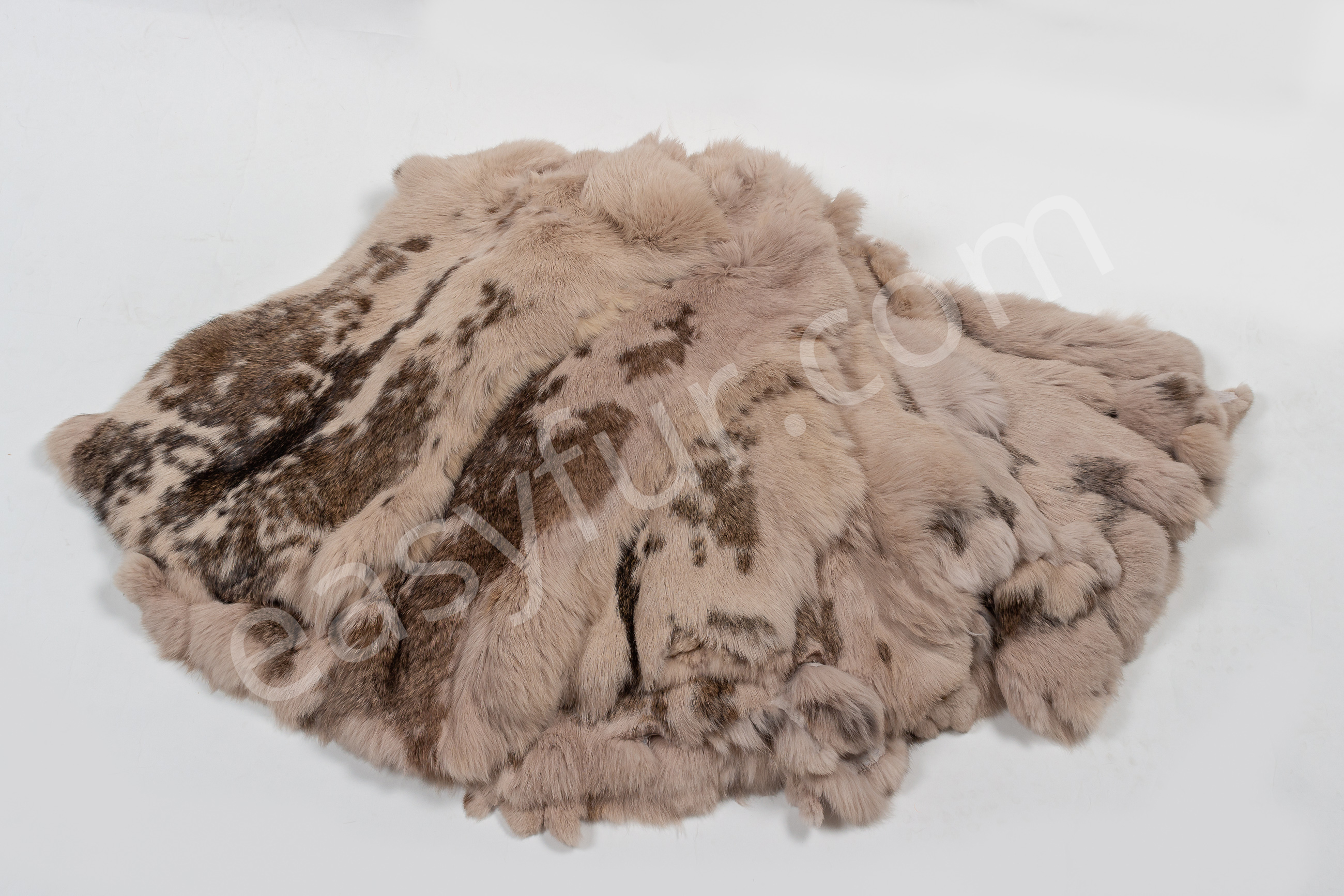 3-2947-Kanin-Felle-Beige-Rabbit-Fur-Skins-beige-Easyfur