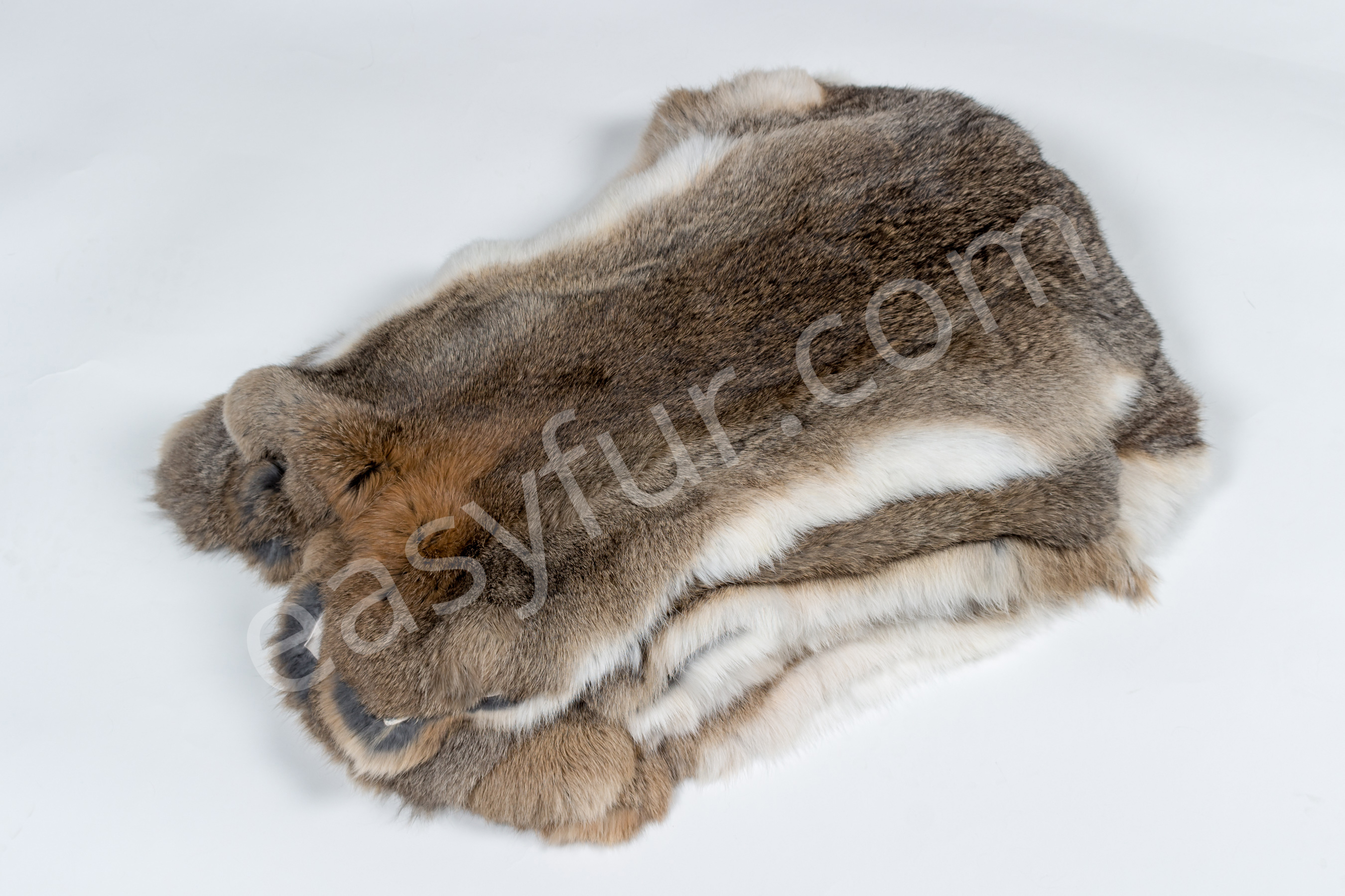 3-1974-Natural-Rabbit-skins-Kaninchenfelle-hasenfarbig