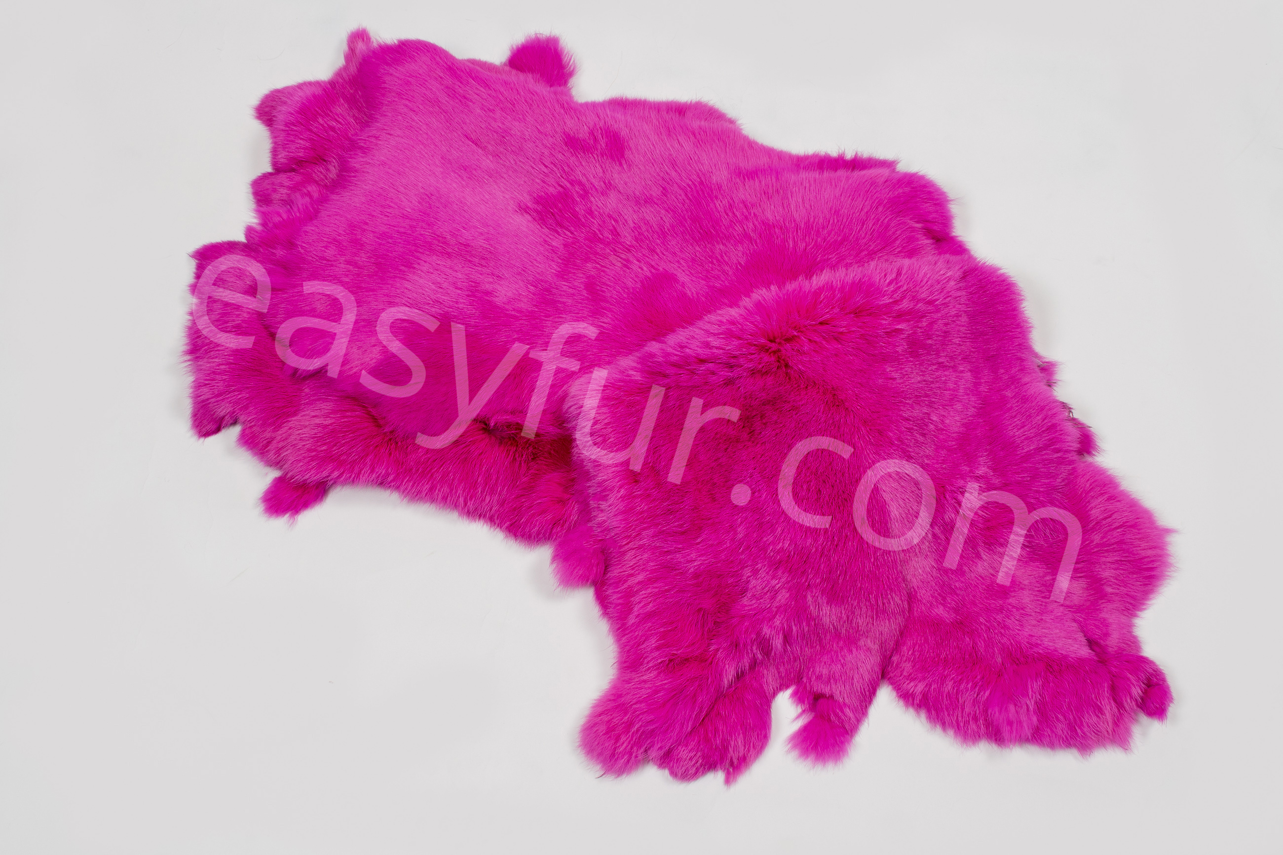 3-6051-Rabbits-Kaninchenfelle-in-pink-Easyfur