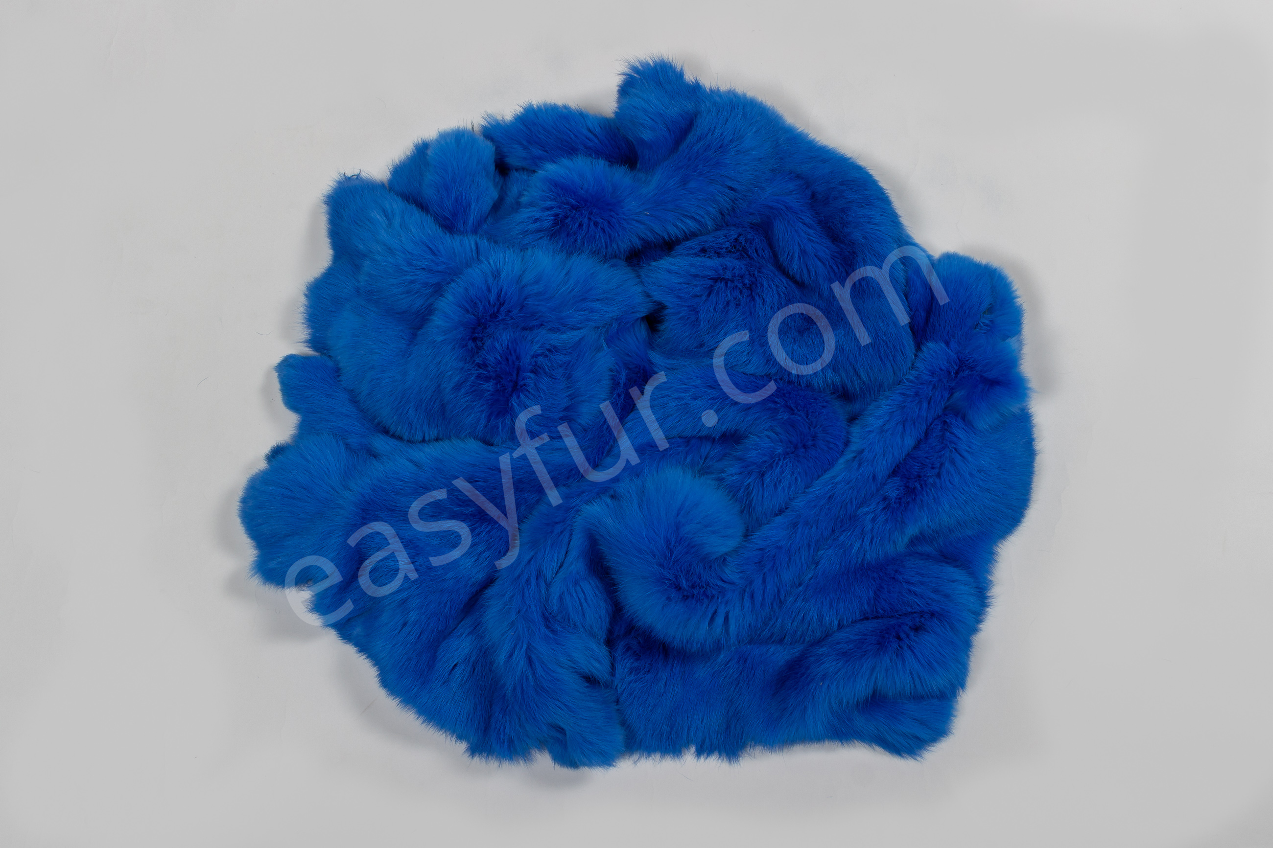 4-5266-Rabbit-Fur-Skins-Blue-Kaninchen-Felle-Royal-Blau