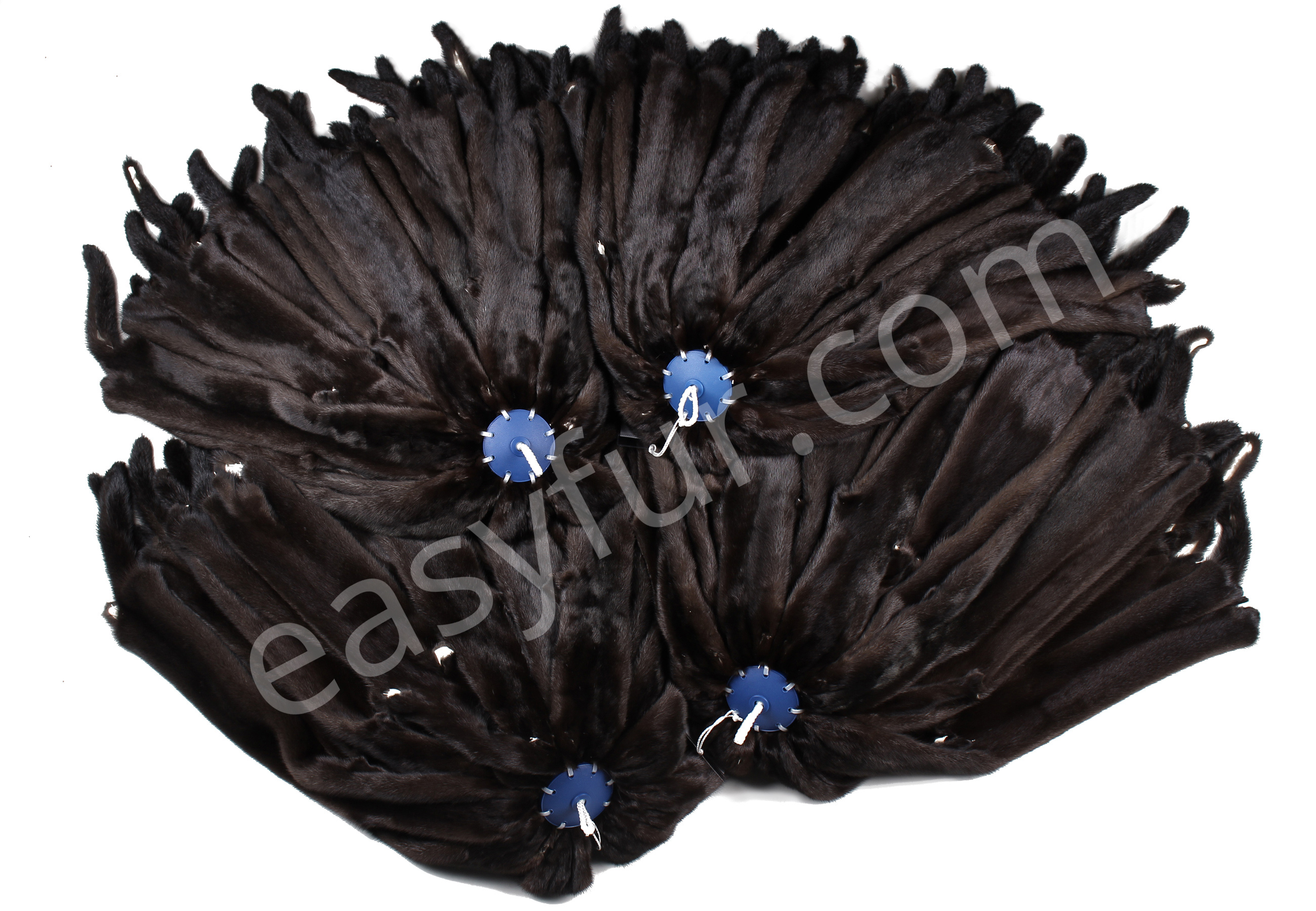 06-4920-Mink-Skins-Mahagony