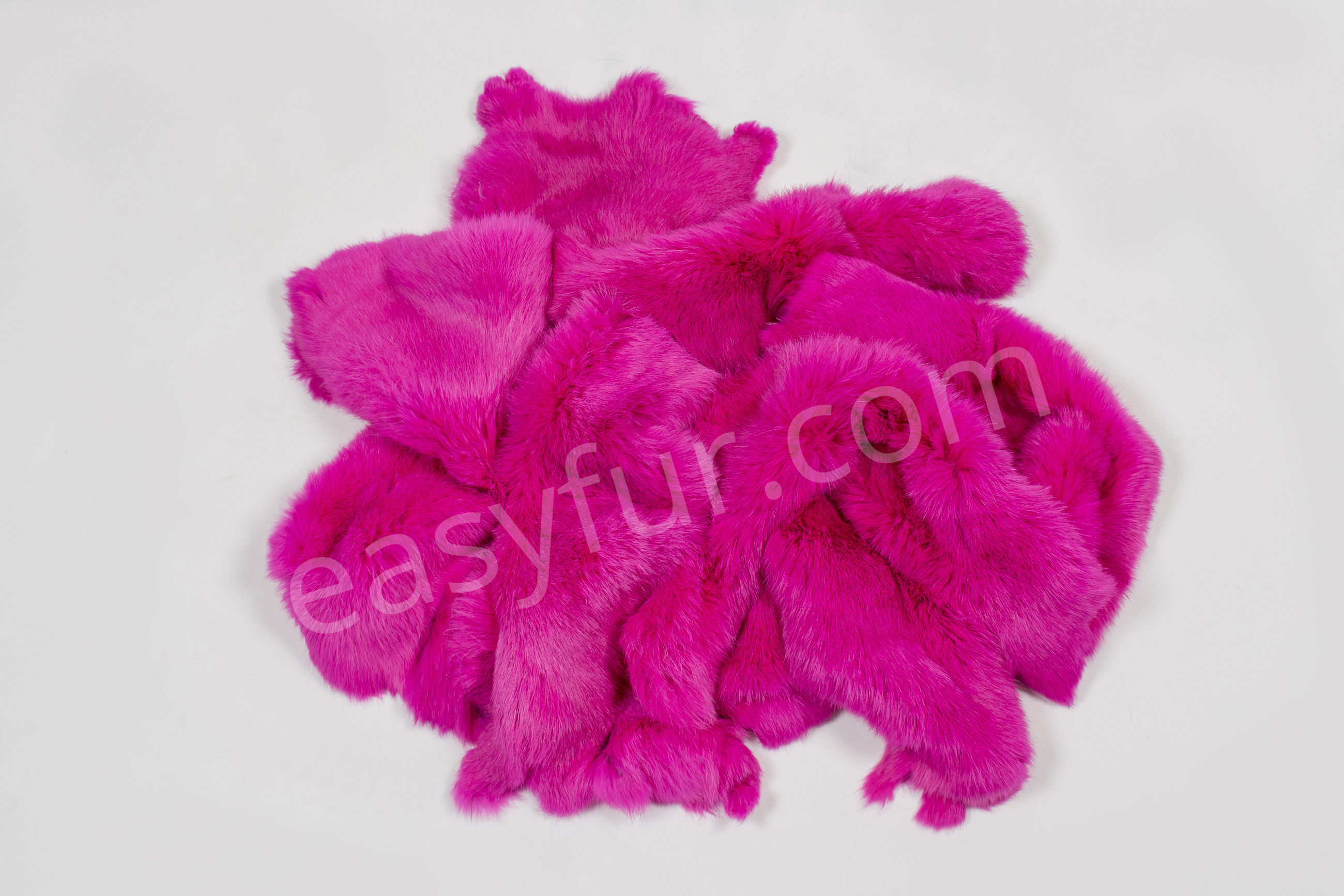 4-6051-Rabbits-Kaninchenfelle-in-pink-Easyfur