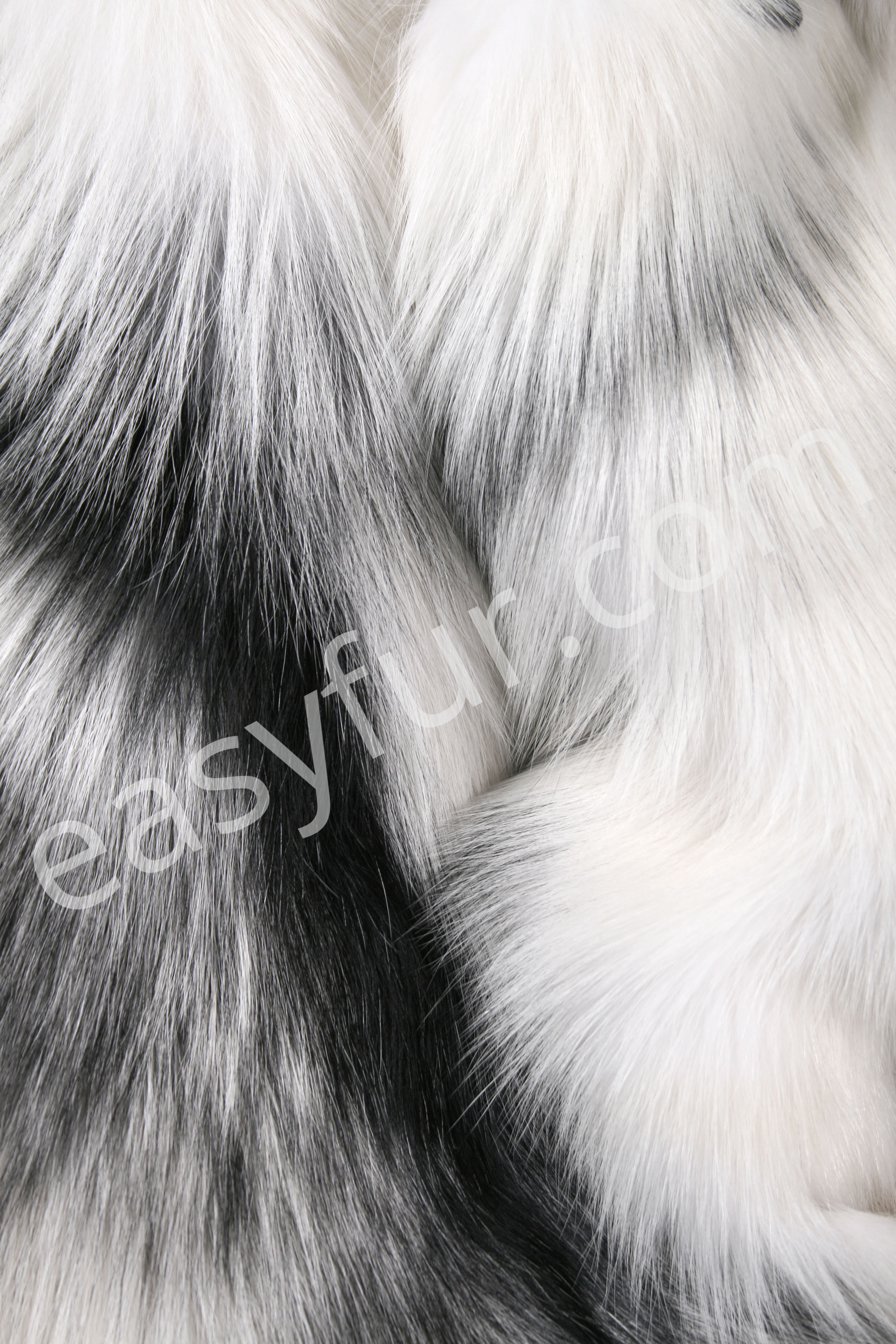 arctic-marble-fox-fur-skins-7