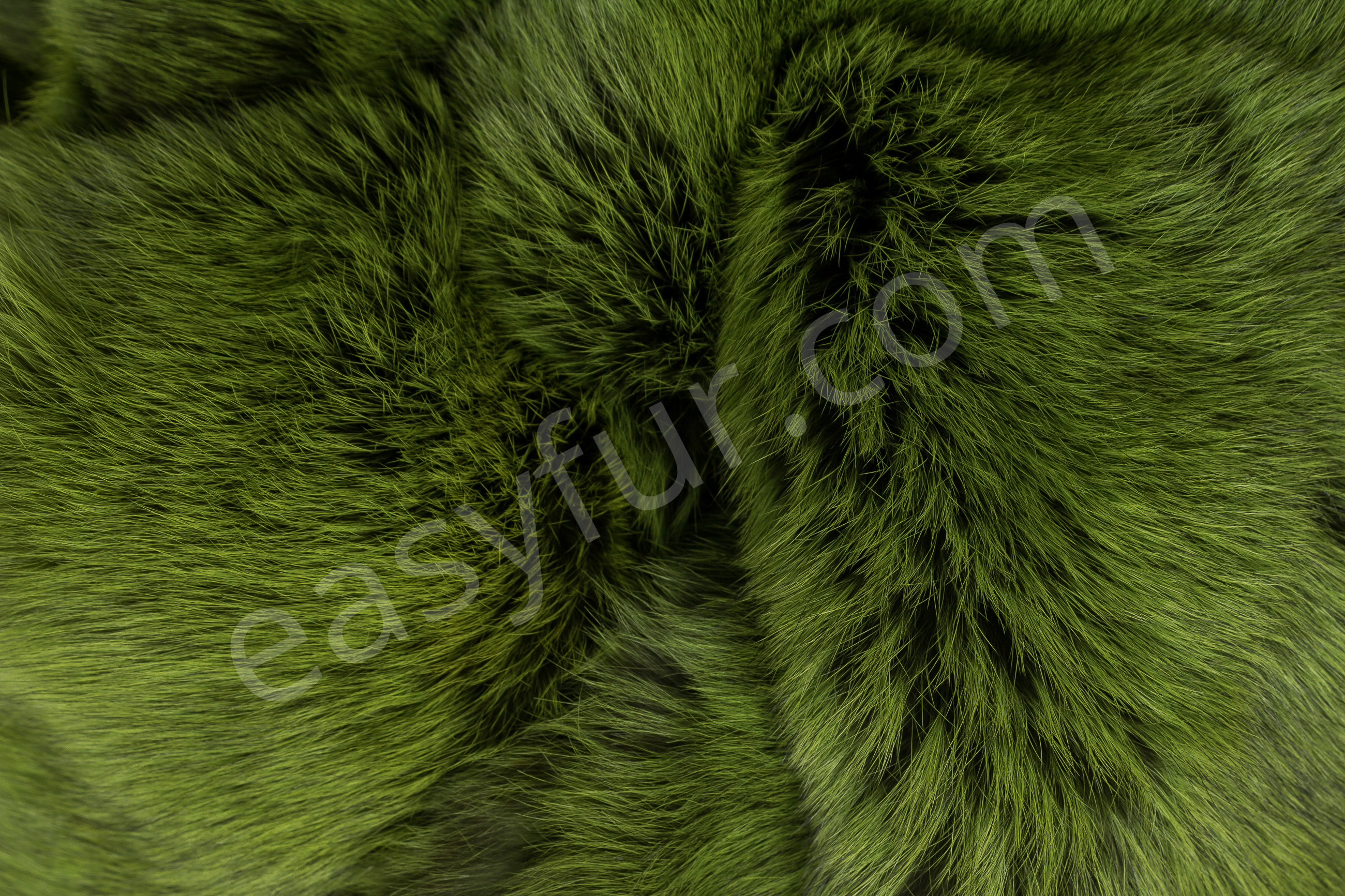 6-1835-Kaninchen-Felle-Maigruen-Rabbit-skins-Easyfur