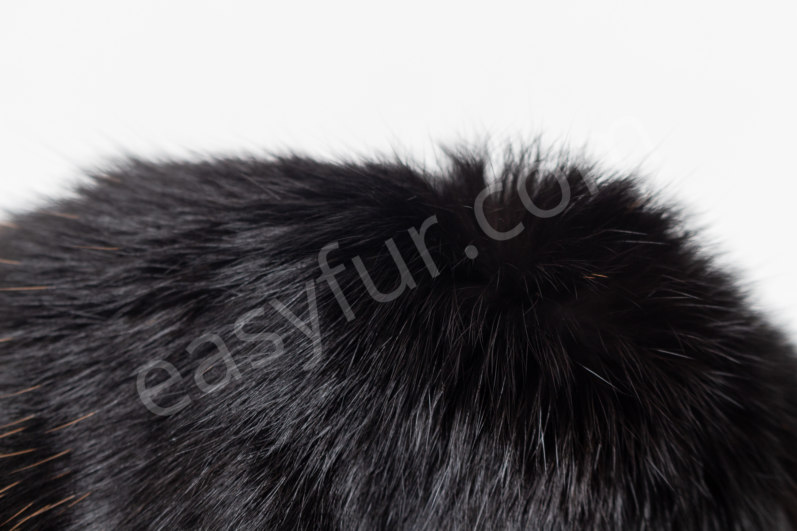 5-6053-Tan-Rabbit-Skins-Easyfur-Kaninchen-Felle-Schwarz-Loh